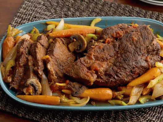 Foto del plato - Rosbif guisado con verduras