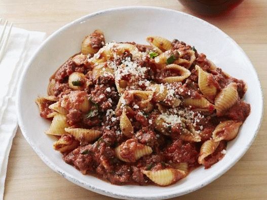 Platos de fotografía - boloñesa en una noche de lunes a viernes