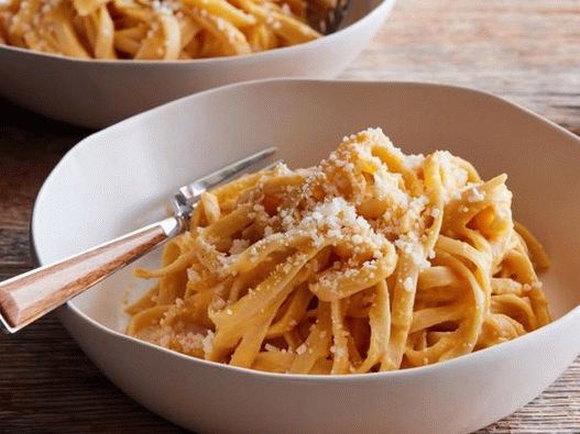 Foto del plato - Pasta Alfredo con calabaza nuez moscada