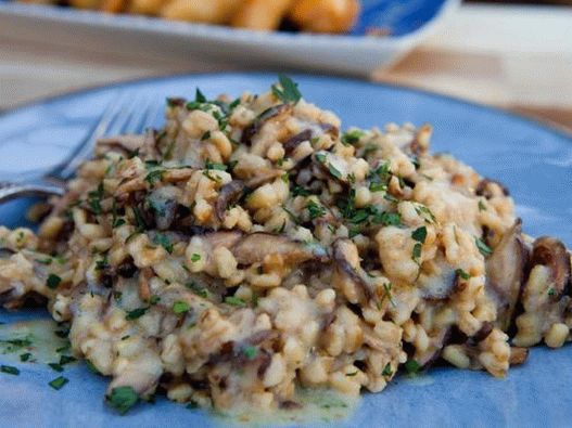 Foto del plato: risotto de cebada perlada con champiñones y calabaza