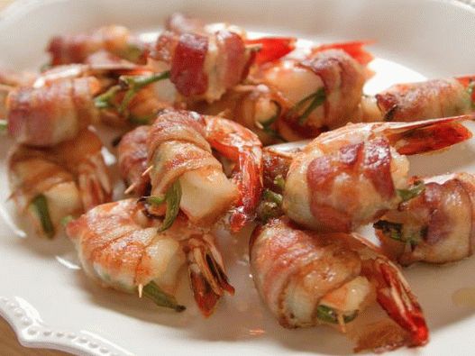 Foto Camarones Picantes Envueltos en Tocino