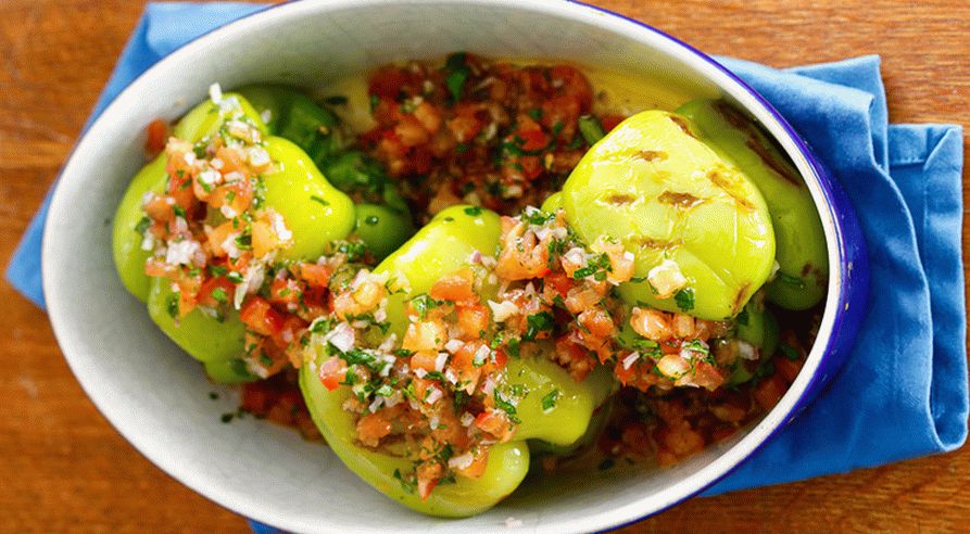 Pimientos a la plancha con salsa