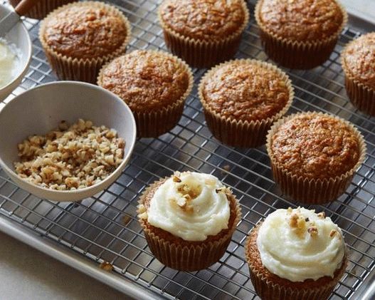 Pastelitos de zanahoria con crema de queso