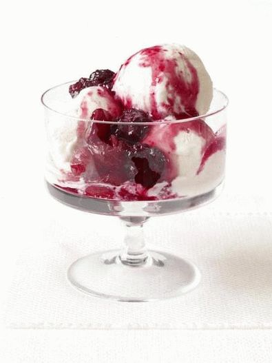 Domingo con moras y uvas