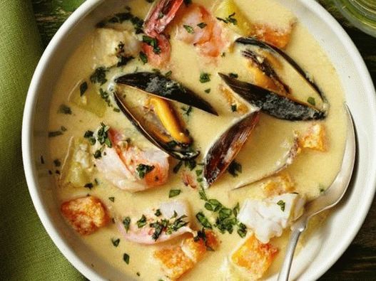 Puré de sopa de mariscos peruano