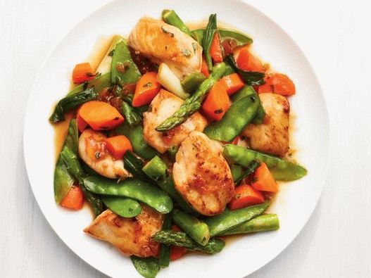 Pollo frito con verduras de primavera en glaseado de albaricoque
