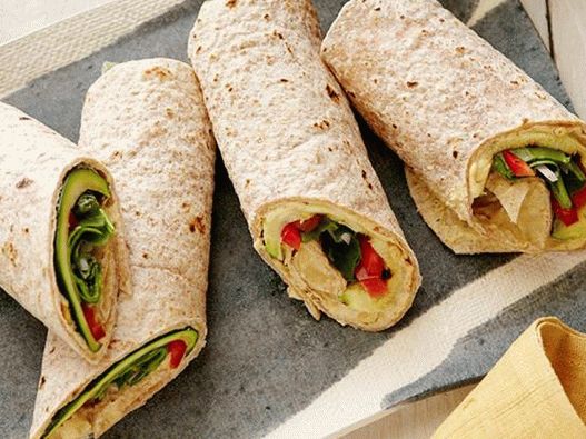 Wraps con calabacín frito y espinacas
