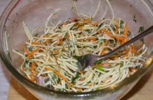 Ensalada de rábano verde