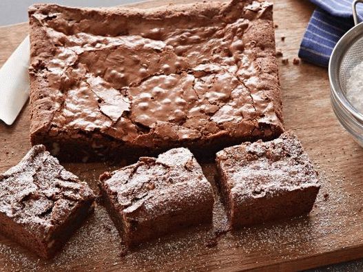 Foto Brownie de chocolate y nueces con amaretto