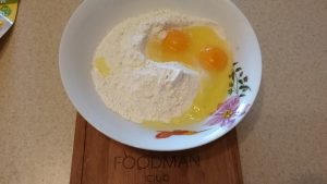 Panqueques abundantes con salchicha