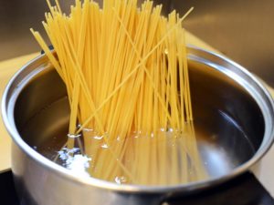 Espaguetis a la carbonara