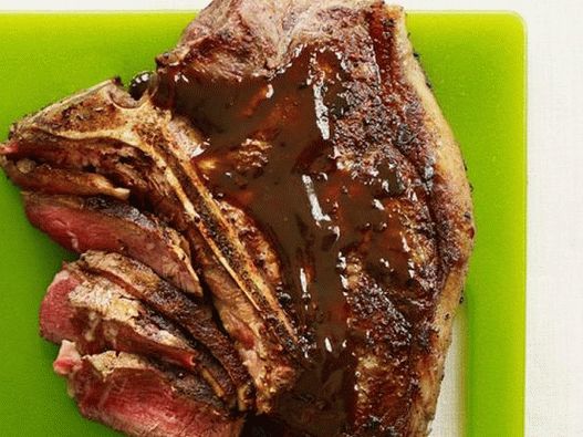Porterhouse de bistec con salsa balsámica