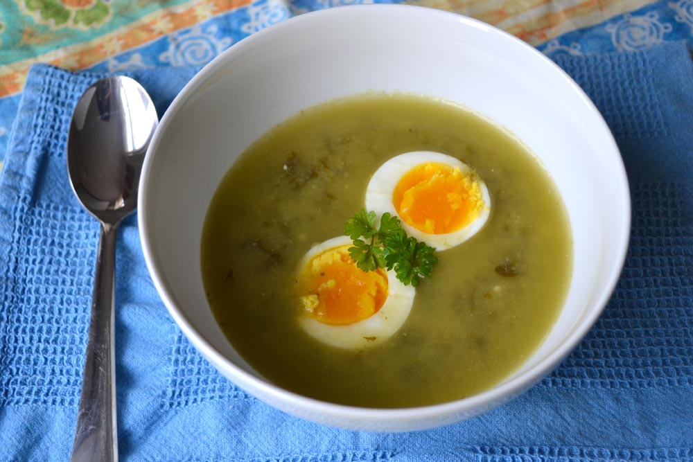 Sopa de hojas de rábano