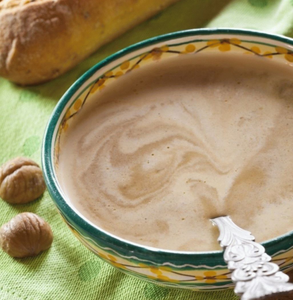 Sopa de castañas y nueces