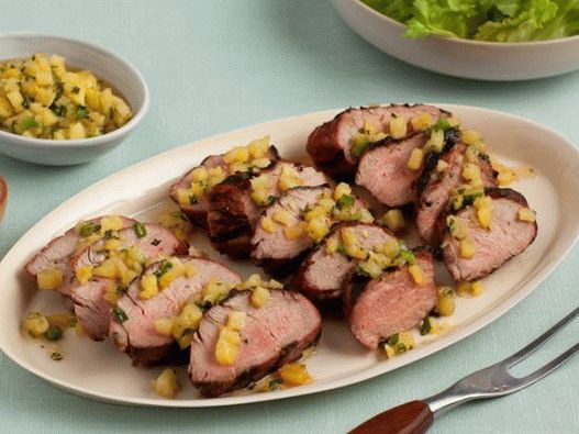 Foto Solomillo de cerdo a la parrilla con chutney de piña y menta