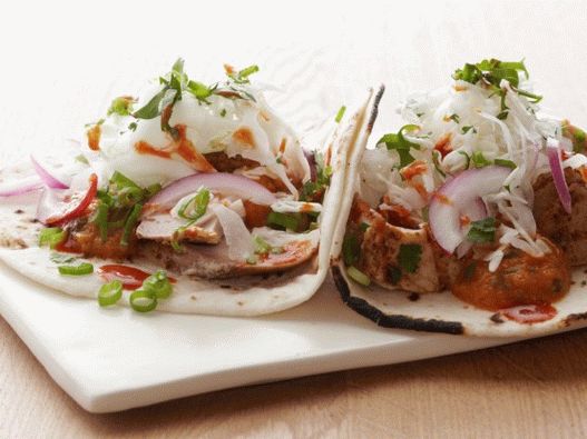Foto de tacos con pescado mahi-mahi