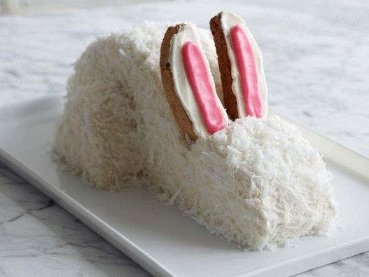 Pinta tus oídos con esmalte rosa