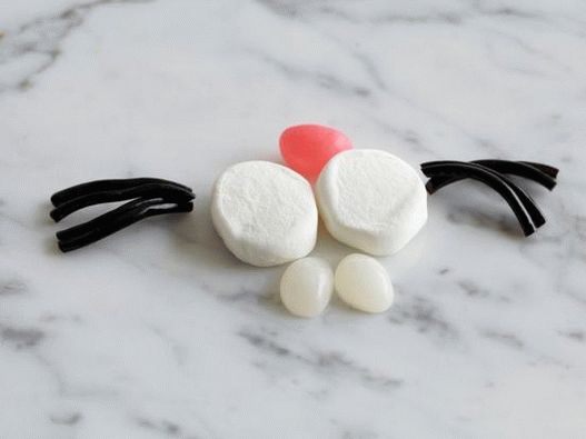 Haz el bigote y la nariz de un conejo