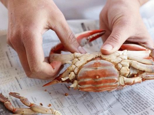 Romper la cáscara de cangrejo