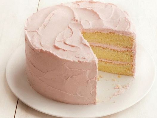 Bizcocho de limón y gasa con crema de fresas