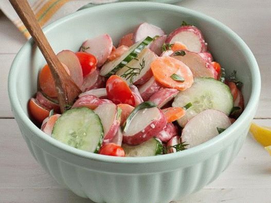 Foto de ensalada de papas de primavera