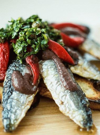 Foto aperitivo de sardina (Sardeles)