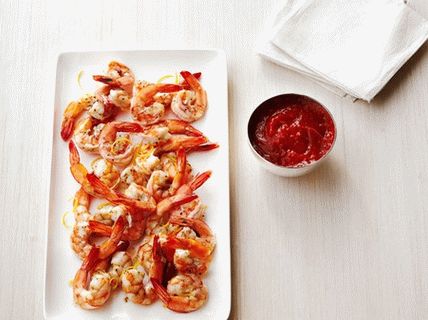 Foto de camarones al horno con salsa