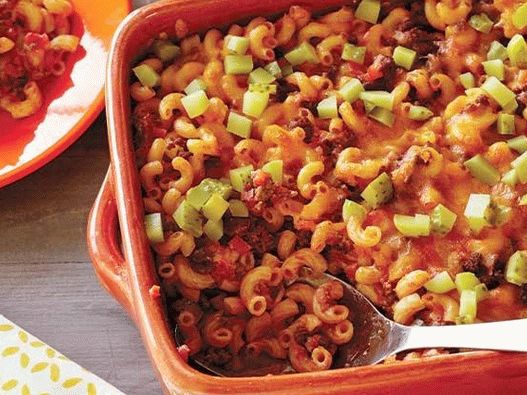 Foto Cazuela con mezcla de pasta y carne