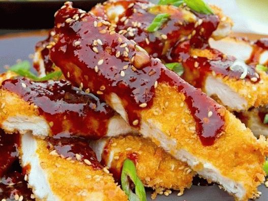 Foto de pollo frito empanado en chino