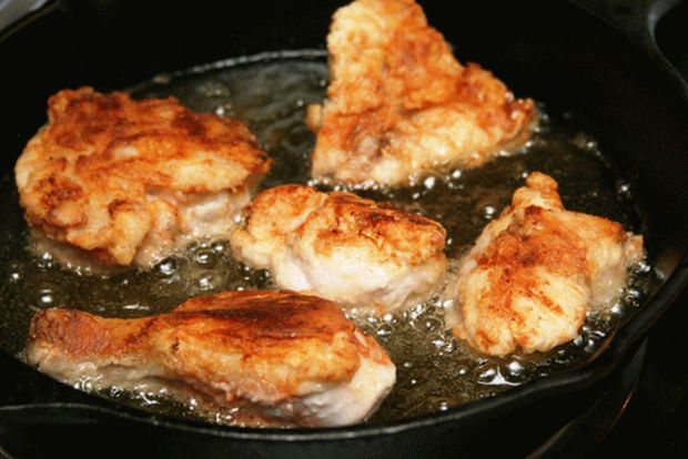 Muslo de pollo frito